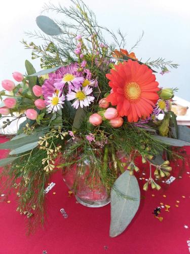 Poppy-Hill-Florals-Floral-Arrangements